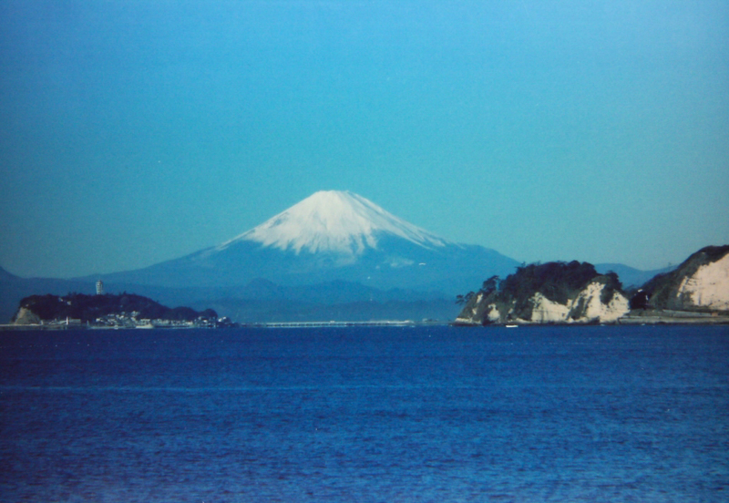 披露山公園と飯島公園からの風景（平成16年）