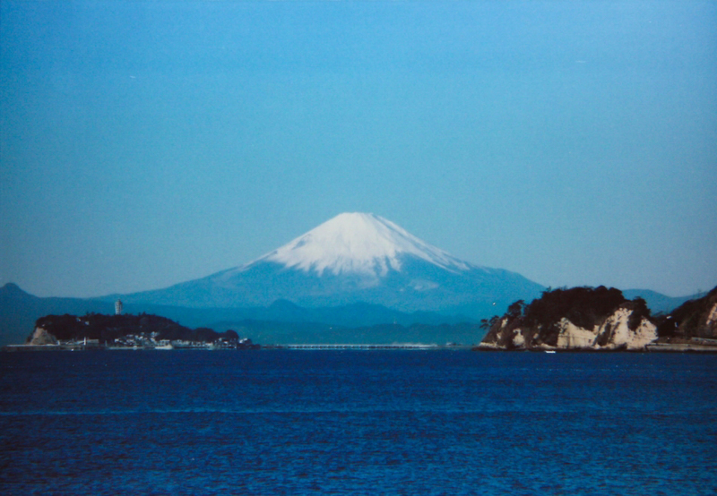 披露山公園と飯島公園からの風景（平成16年）