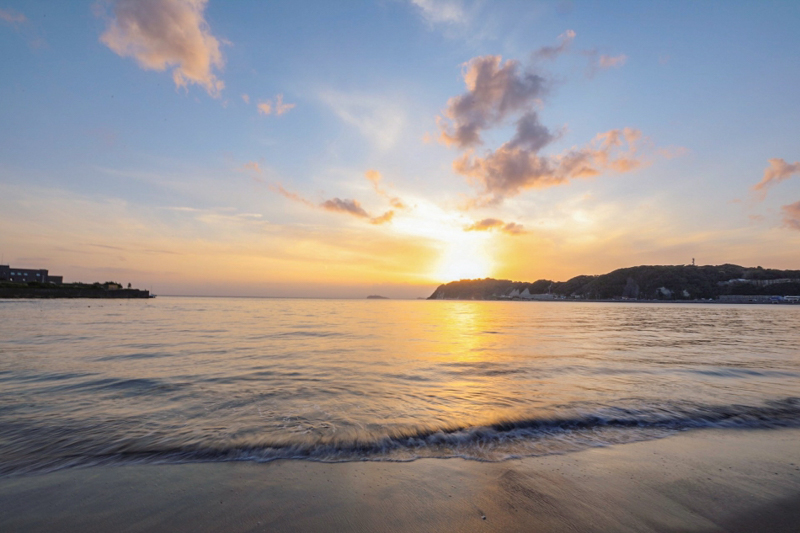 逗子海岸の夕暮れ（2019年）