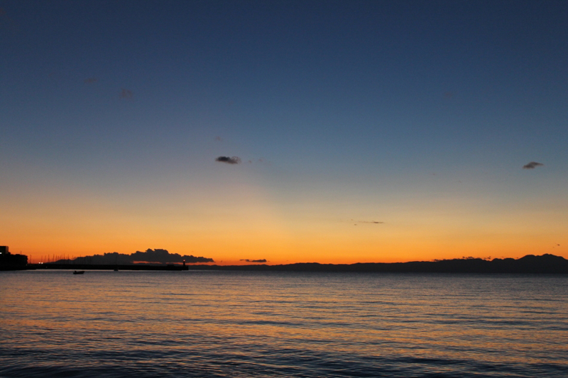 153　逗子湾の夕暮れ～真夏のグラデーション・マジックアワー～
