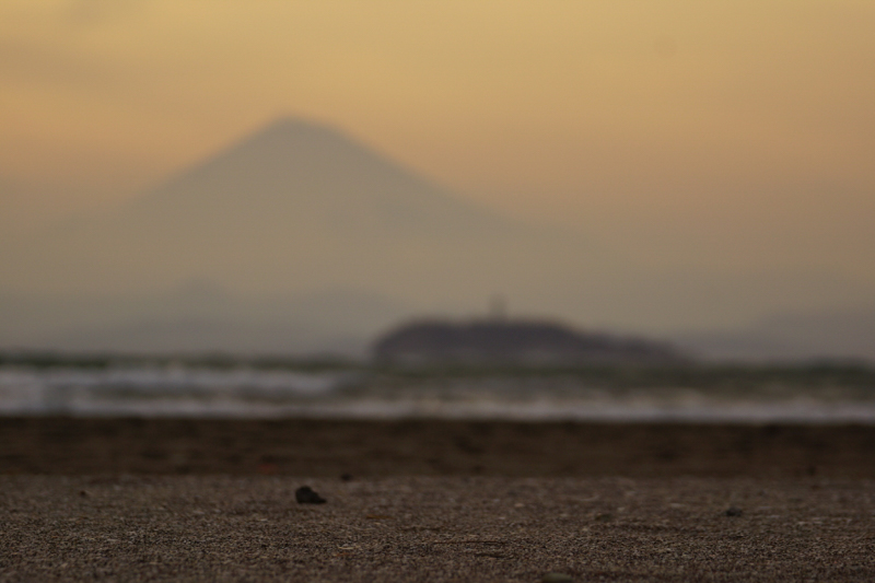 Z-148 浜辺にて・・・
